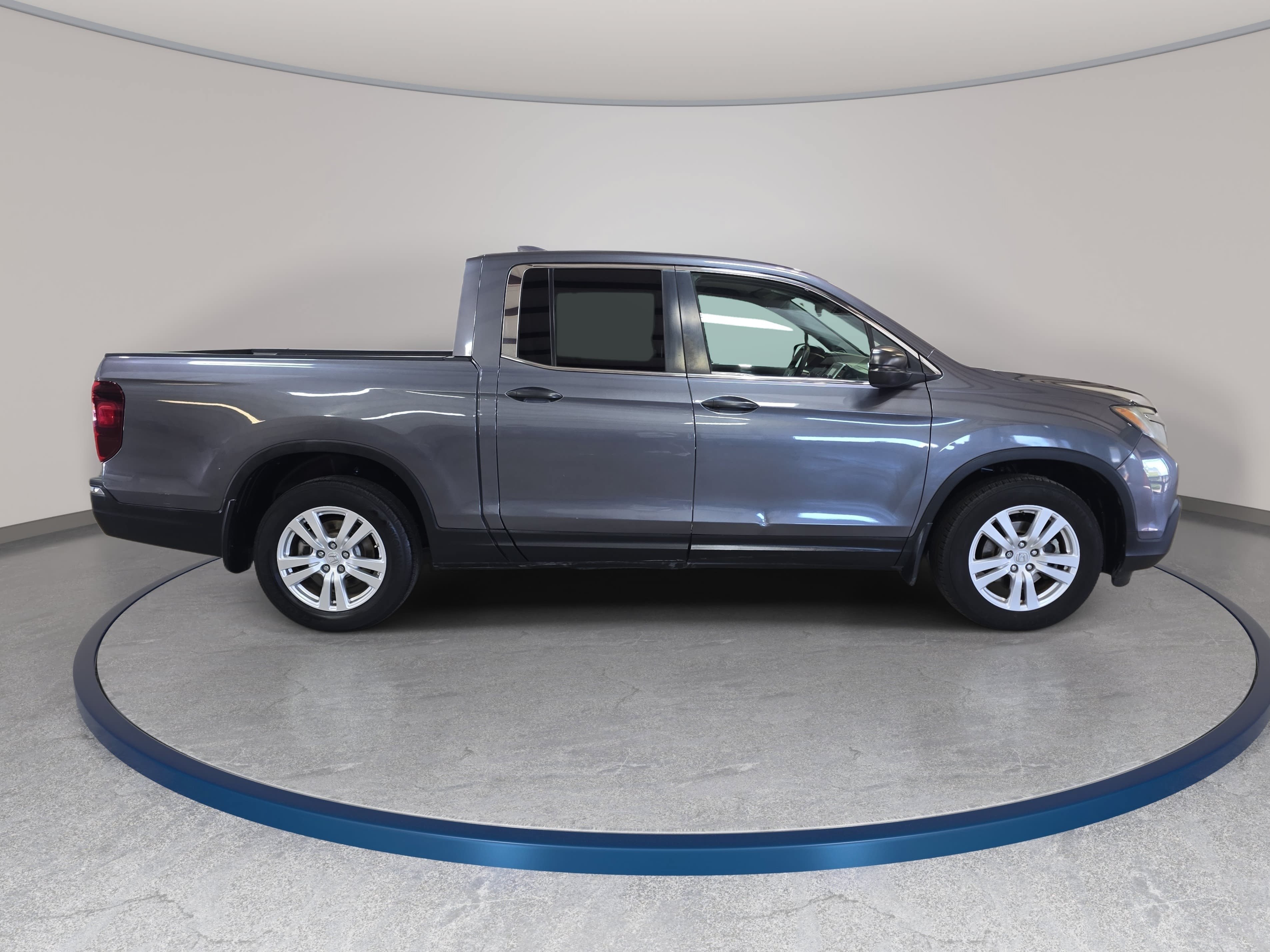 Used 2019 Honda Ridgeline RT image 5