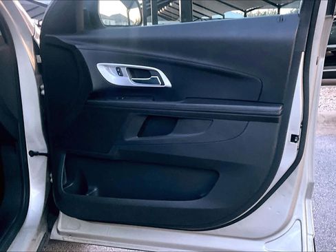 Used 2016 Chevrolet Equinox LS image 22