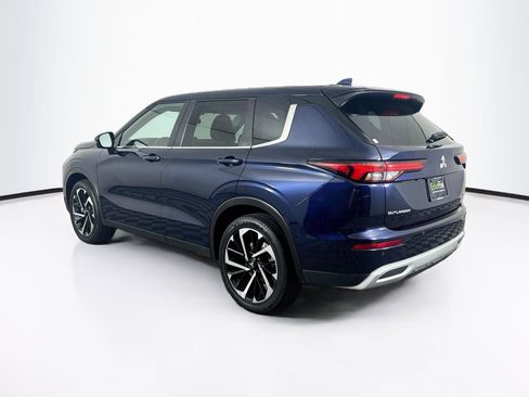 Used 2024 Mitsubishi Outlander SE AWD/4WD image 5
