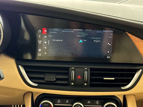 Used 2021 Alfa Romeo Giulia Ti w/ Premium Package image 20