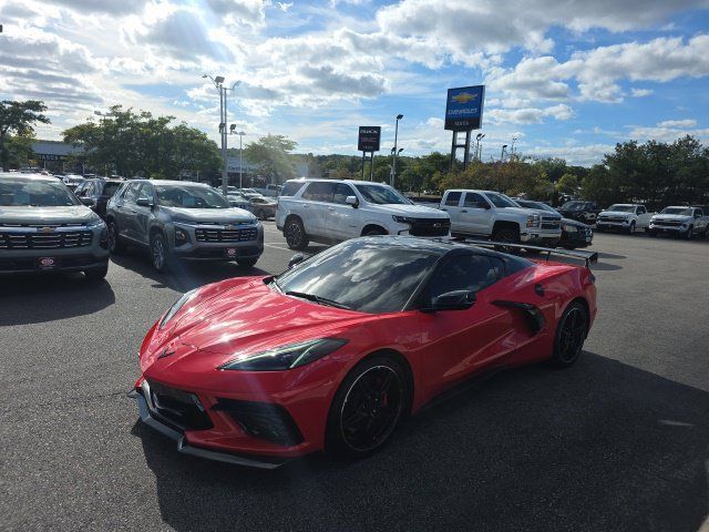 Used 2020 Chevrolet Corvette Stingray Coupe w/ 1LT RWD image 5