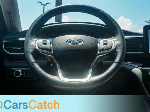 Used 2022 Ford Explorer Limited w/ Equipment Group 301A RWD image 21