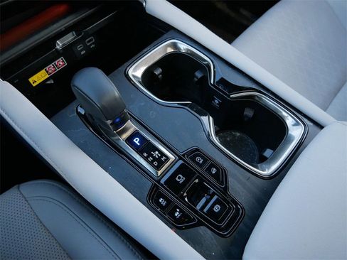 Certified 2025 Lexus RX 350 Premium Plus image 23