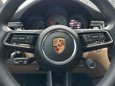 Used 2022 Porsche Macan S image 24