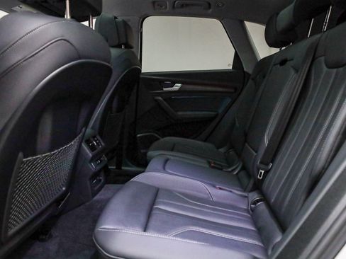 Used 2025 Audi Q5 2.0T Premium Plus w/ Premium Plus Package image 21