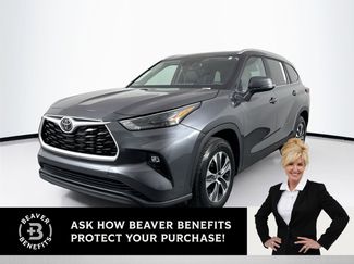 Certified 2025 Toyota Highlander XLE video 1