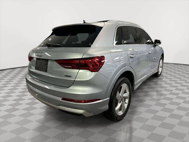 Used 2020 Audi Q3 2.0T Premium AWD/4WD image 2