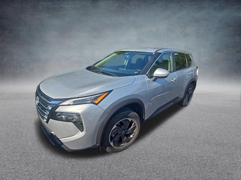Used 2025 Nissan Rogue SV FWD image 3