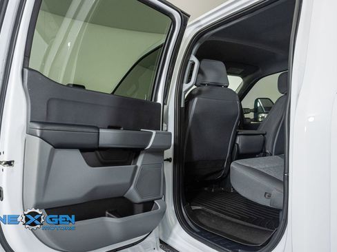 Used 2024 Ford F250 XL w/ STX Appearance Package AWD/4WD image 21