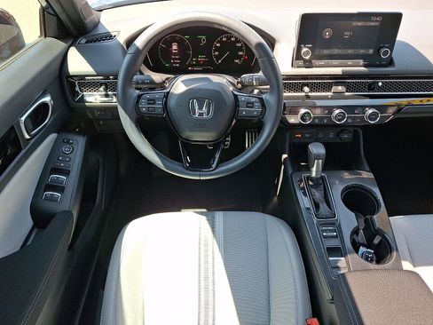 Used 2025 Honda Civic Sport image 11