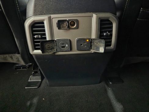 Used 2020 Ford F250 Lariat w/ Lariat Value Package image 42