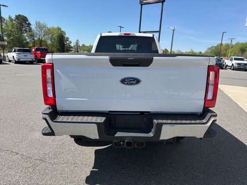 Used 2024 Ford F350 XLT w/ FX4 Off-Road Package image 7