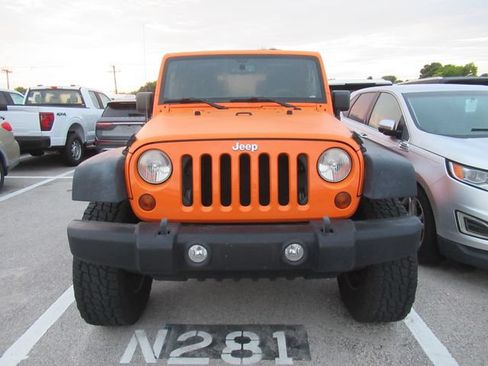 Used 2013 Jeep Wrangler Sport AWD/4WD image 2