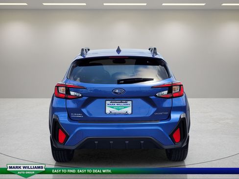 Used 2025 Subaru Crosstrek 2.5i Premium AWD/4WD image 5
