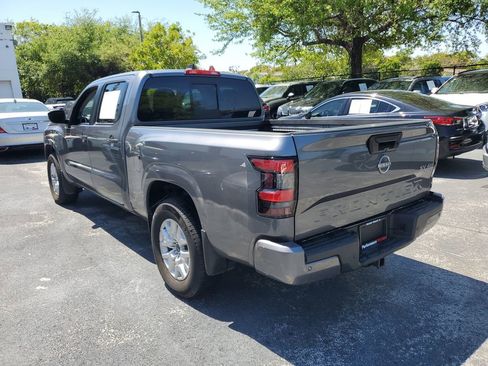 Used 2024 Nissan Frontier SV w/ Technology Package image 4