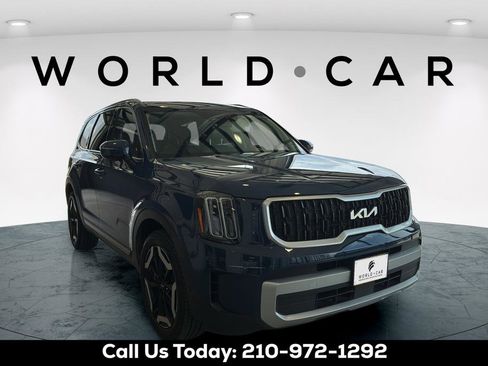 Used 2023 Kia Telluride EX w/ EX Captain's Chair Package FWD image 16