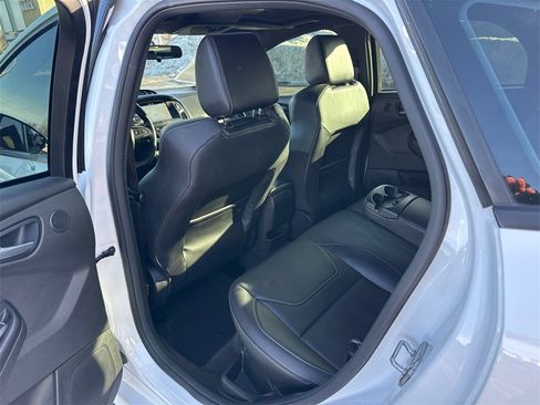 Used 2018 Ford Focus ST w/ Equipment Group 402A image 18