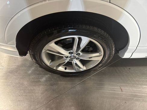 Used 2020 Audi Q3 2.0T Premium Plus w/ Premium Plus Package image 13