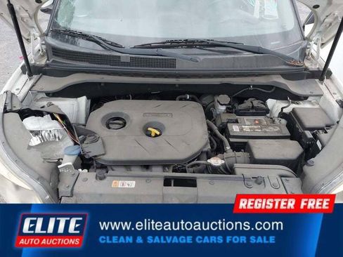 Used 2015 Kia Soul + w/ Audio Package image 20