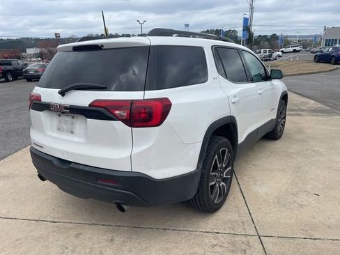 Used 2019 GMC Acadia SLT w/ Black Edition image 7