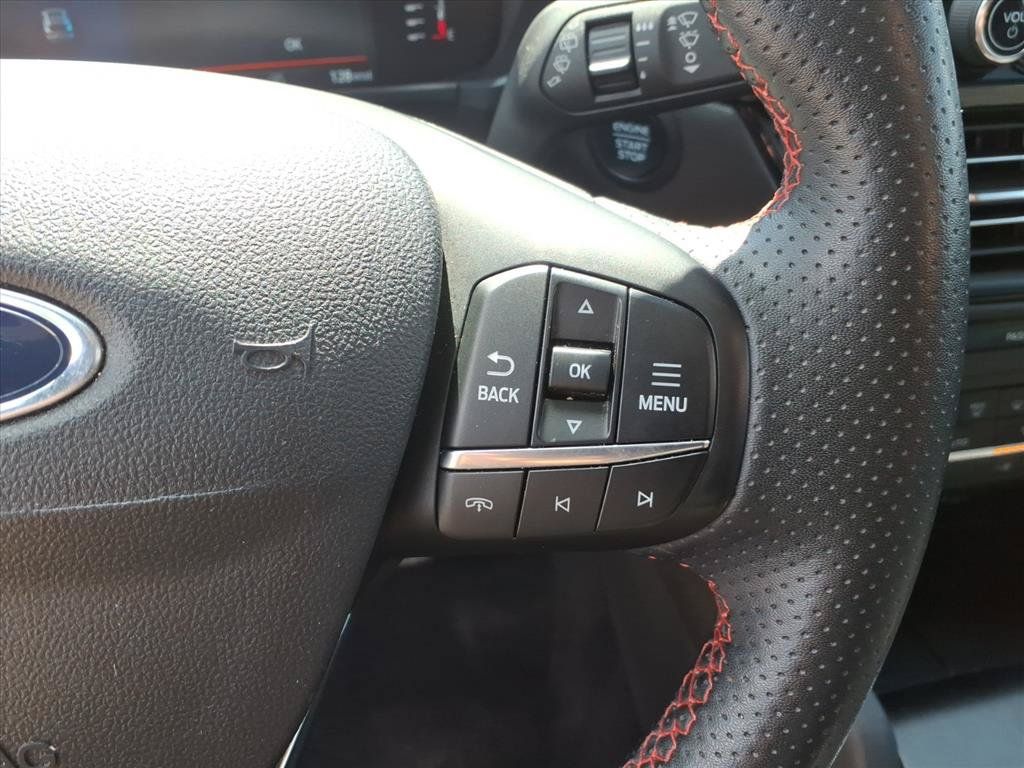 Used 2024 Ford Escape ST-Line AWD/4WD image 25