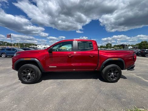 Used 2023 GMC Canyon Elevation w/ Elevation Premium Package AWD/4WD image 8