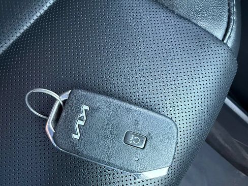 Used 2022 Kia Telluride S AWD/4WD image 29
