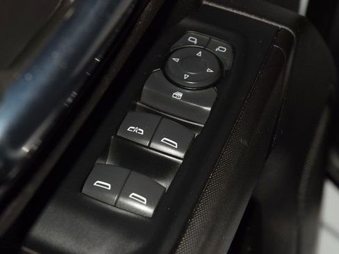 Used 2023 GMC Sierra 2500 Pro w/ Convenience Package image 36