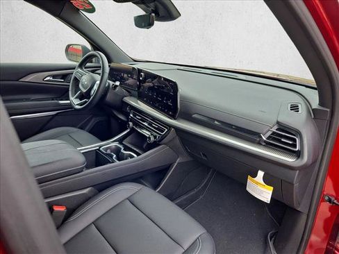 Used 2026 Chevrolet Traverse LT w/ Midnight/Sport Edition image 21