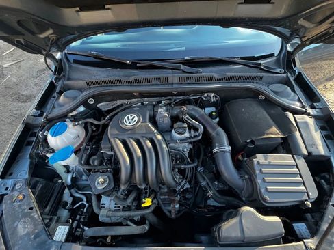 Used 2014 Volkswagen Jetta S image 18