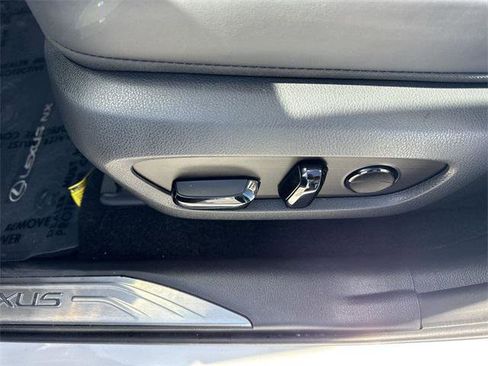 Certified 2024 Lexus NX 250 FWD w/ Premium Package image 12