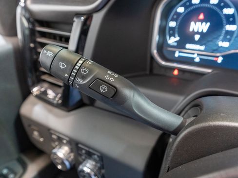 Used 2024 GMC Sierra 2500 AT4 w/ AT4 Premium Plus Package image 32