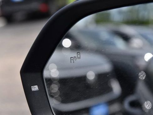 New 2026 Volkswagen Atlas Cross Sport SE AWD/4WD image 9