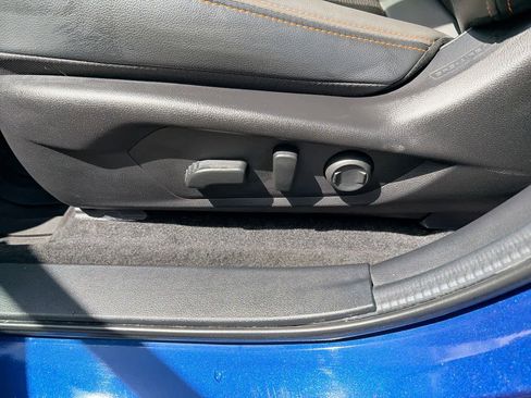 Used 2024 Subaru Crosstrek 2.5i Limited AWD/4WD image 22