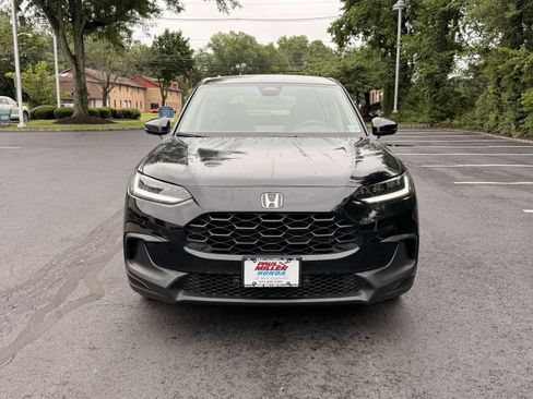 Used 2024 Honda HR-V LX image 2
