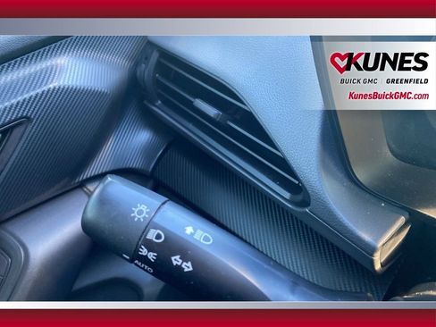 Used 2024 Subaru Crosstrek 2.0i image 23