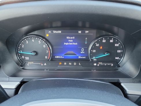 Used 2021 Ford Explorer XLT w/ Equipment Group 202A image 30