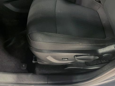 Used 2022 Chevrolet Trax LS w/ Tint and Cruise Package AWD/4WD image 21