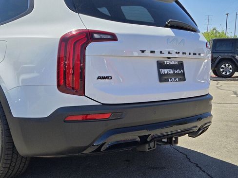 Certified 2022 Kia Telluride EX w/ EX Premium Package AWD/4WD image 6