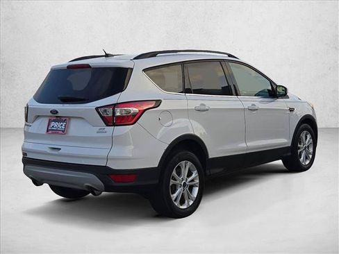 Used 2018 Ford Escape SE FWD image 5