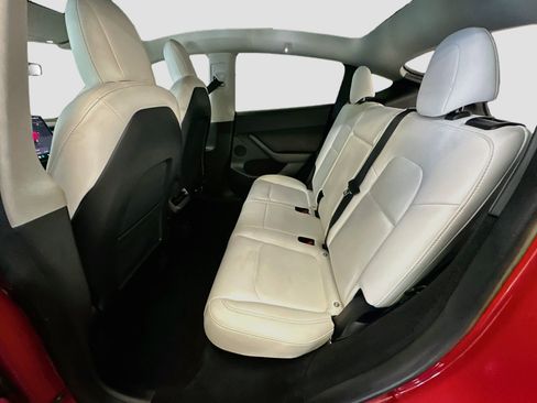 Used 2023 Tesla Model Y Long Range AWD/4WD image 28