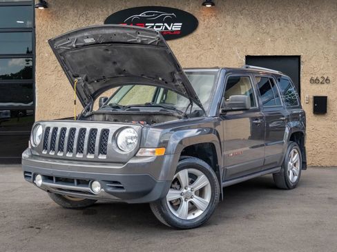 Used 2015 Jeep Patriot Limited AWD/4WD image 12