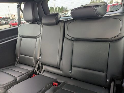 New 2026 Ford Expedition Max Platinum image 16