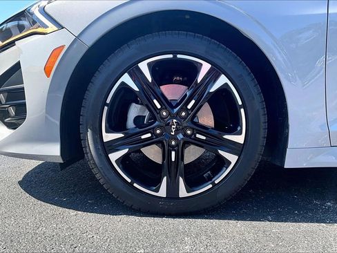 Used 2023 Kia K5 GT-Line w/ GT-Line Premium Package image 8