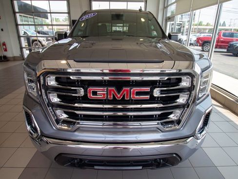 Used 2021 GMC Sierra 1500 SLT w/ SLT Convenience Package image 3