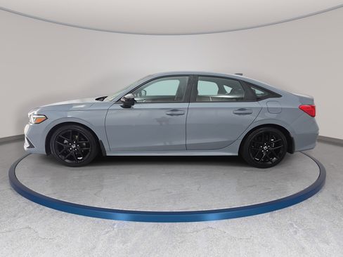 Used 2024 Honda Civic Sport image 8