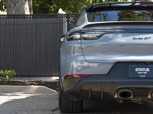 Used 2023 Porsche Cayenne Turbo GT AWD/4WD image 31