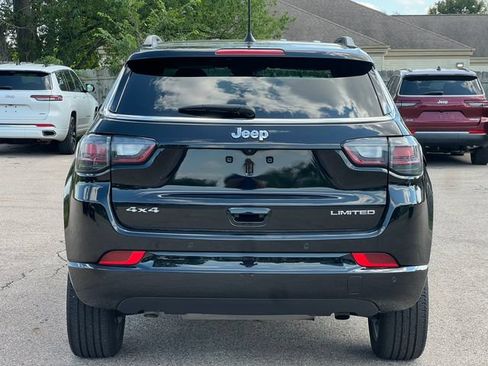 Used 2025 Jeep Compass Limited w/ Elite Group AWD/4WD image 40