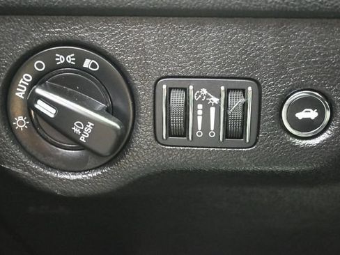 Used 2019 Dodge Charger R/T w/ Driver Confidence Group RWD image 22