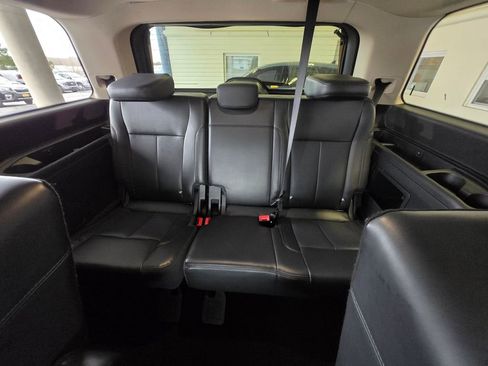 Used 2024 Ford Expedition XLT image 22